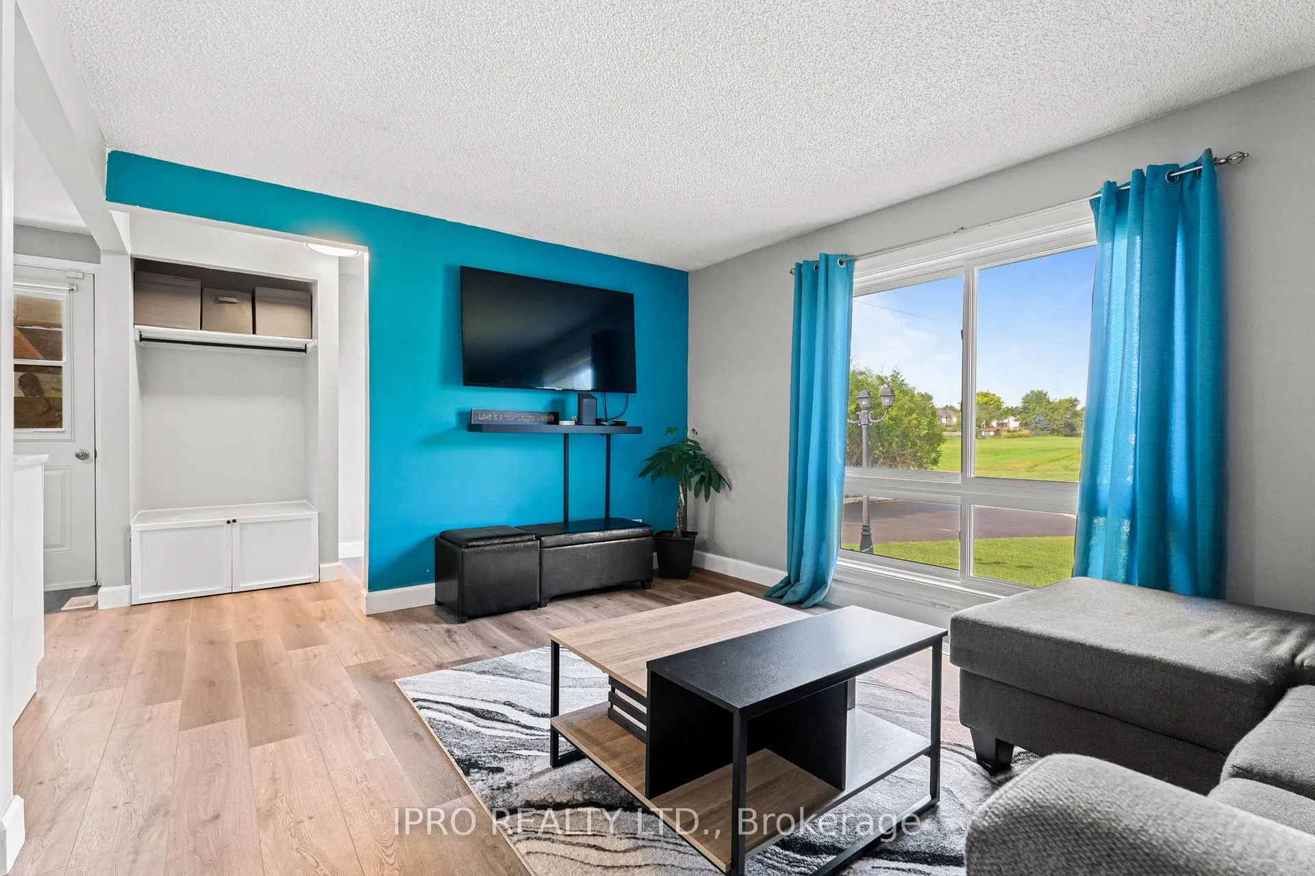 Photo 14 of 128 Homestead Place, Kitchener, Forest Heights — HOMEH