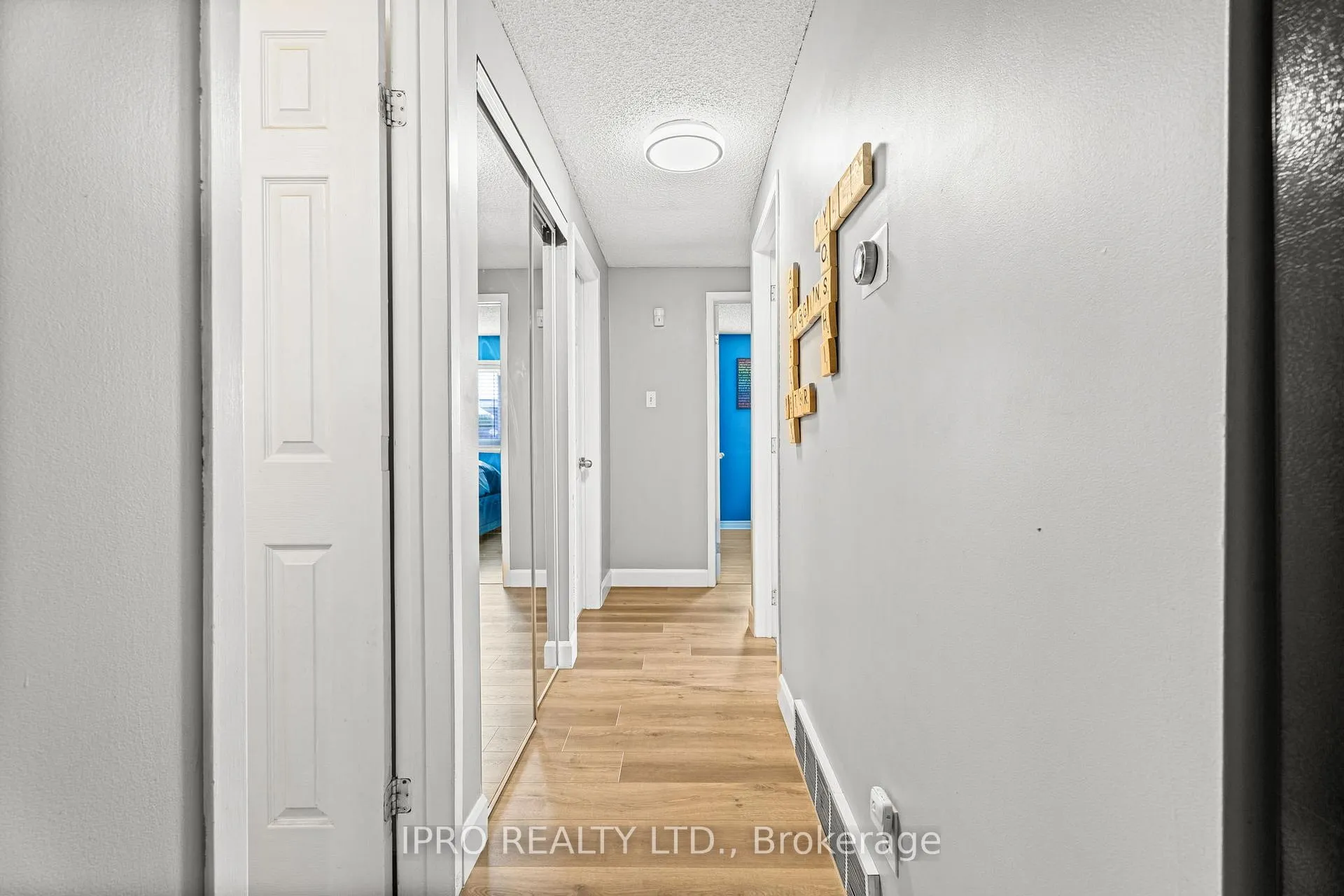 Photo 15 of 128 Homestead Place, Kitchener, Forest Heights — HOMEH