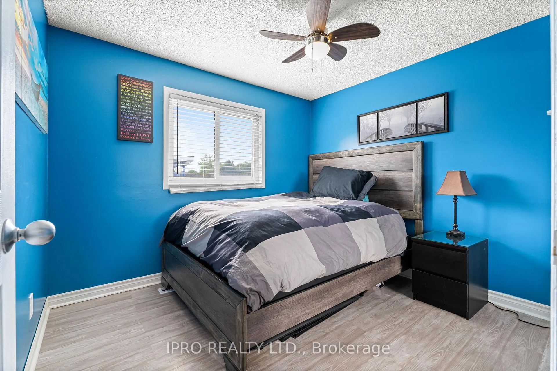Photo 19 of 128 Homestead Place, Kitchener, Forest Heights — HOMEH