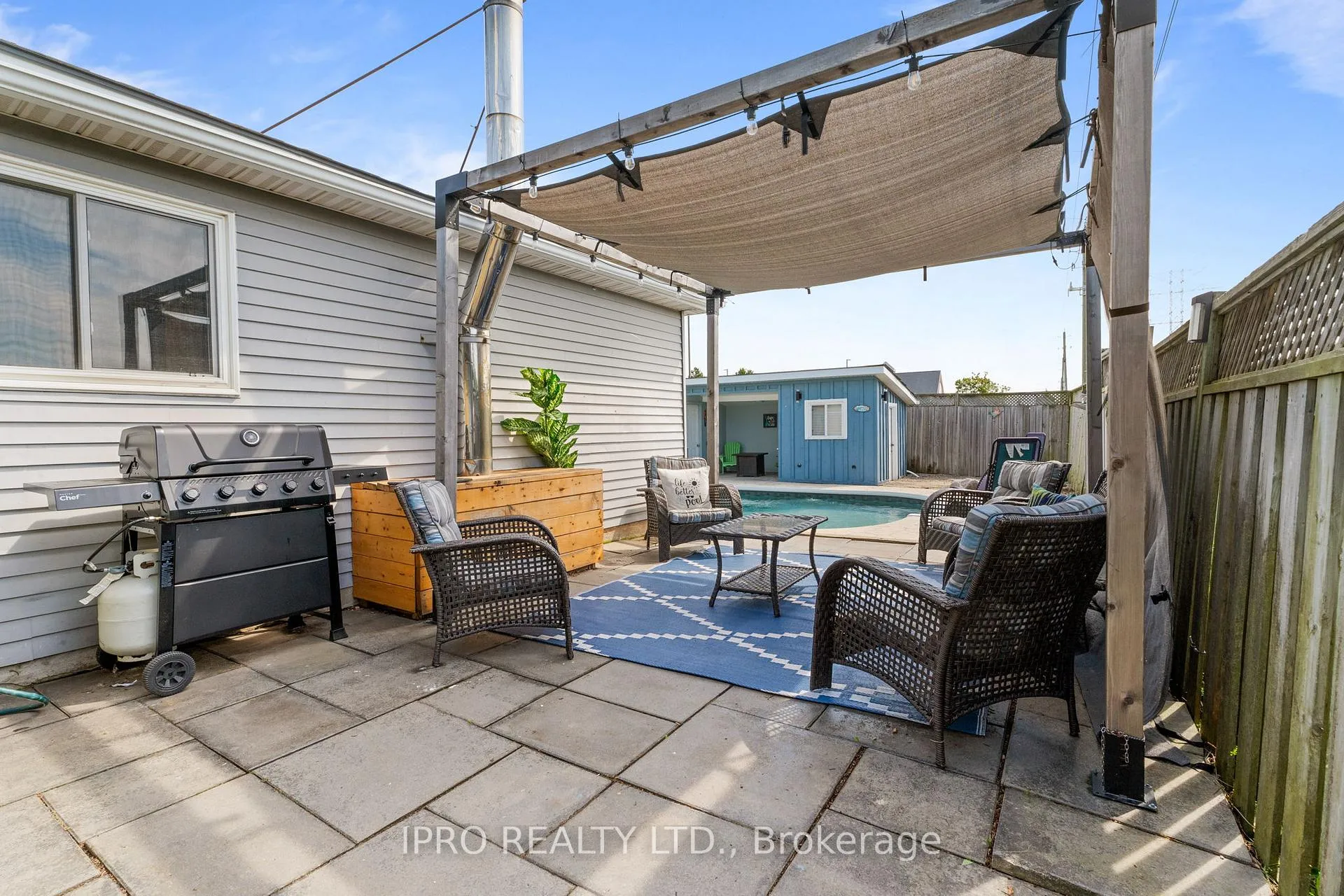 Photo 28 of 128 Homestead Place, Kitchener, Forest Heights — HOMEH