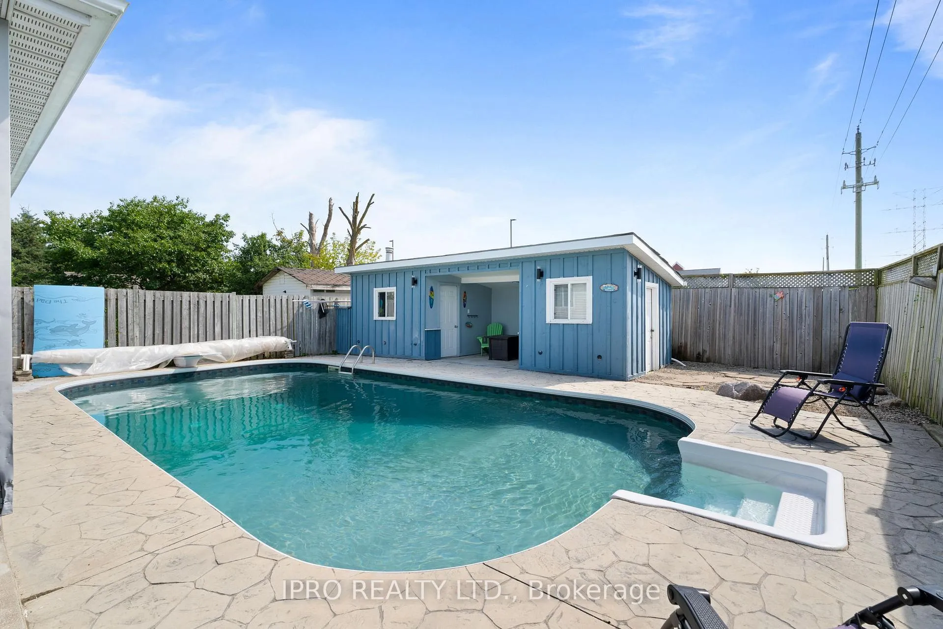 Photo 31 of 128 Homestead Place, Kitchener, Forest Heights — HOMEH