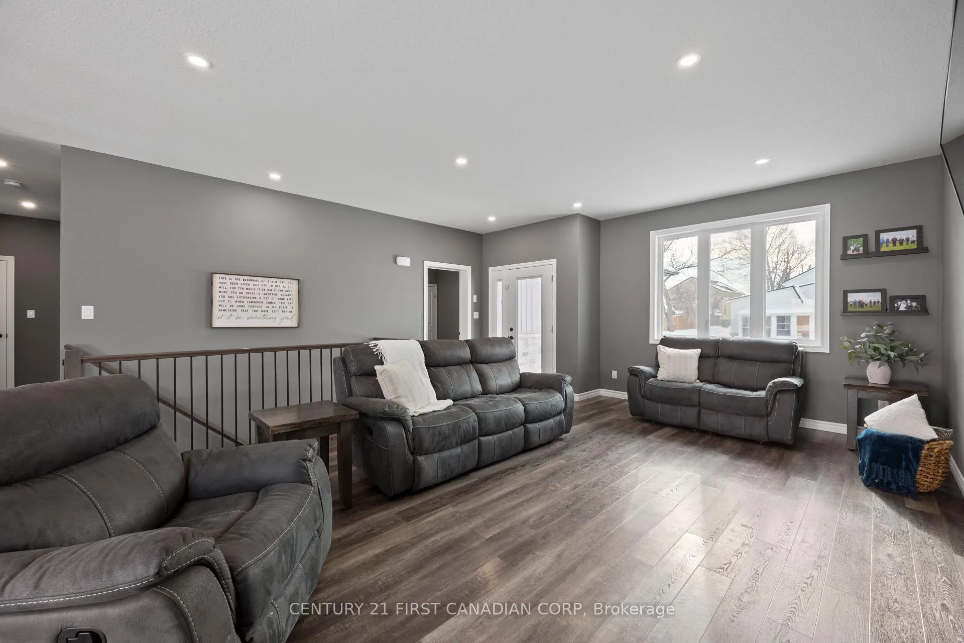 Photo 9 of 21 Middle Street, South Huron, Stephen — HOMEH