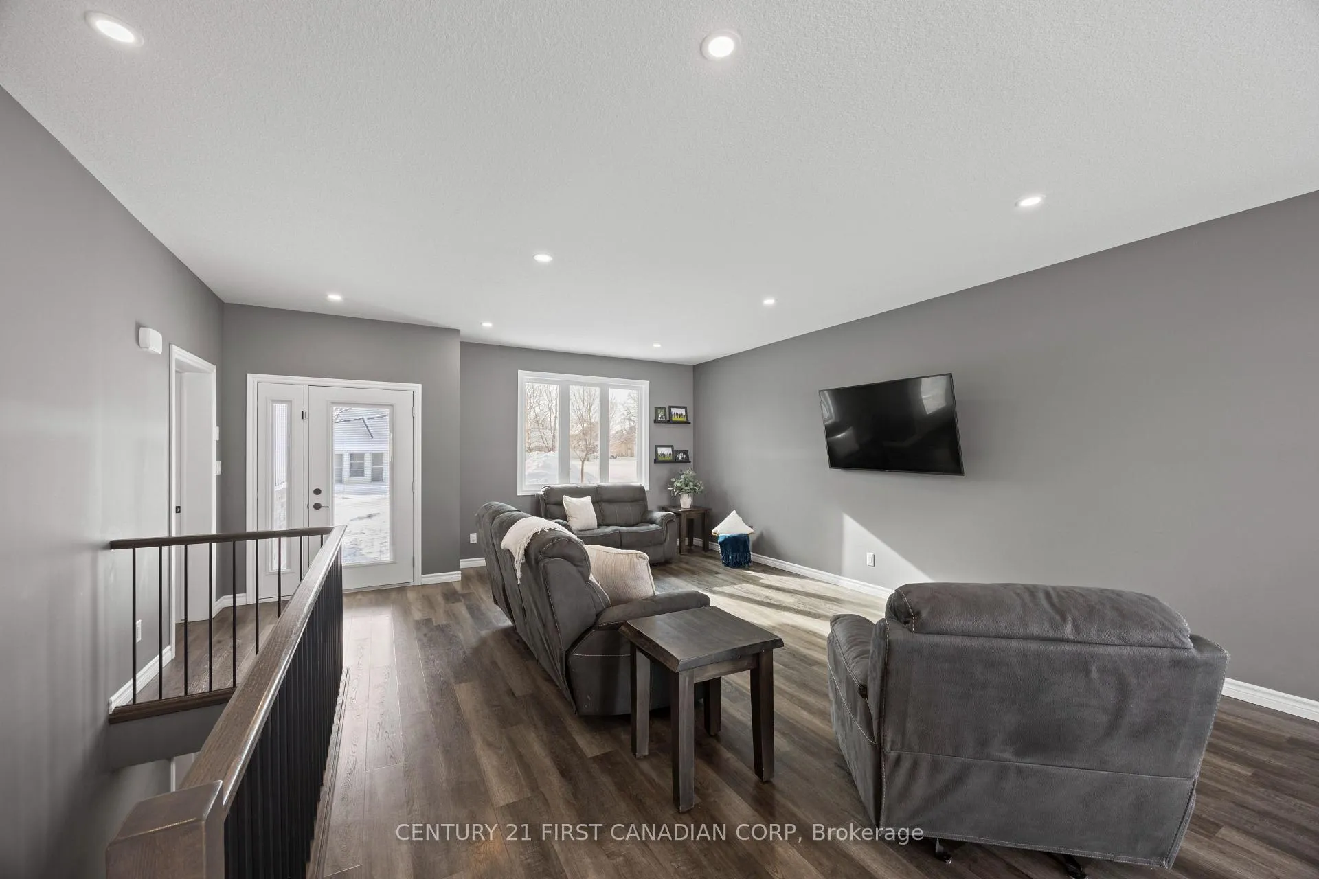 Photo 10 of 21 Middle Street, South Huron, Stephen — HOMEH