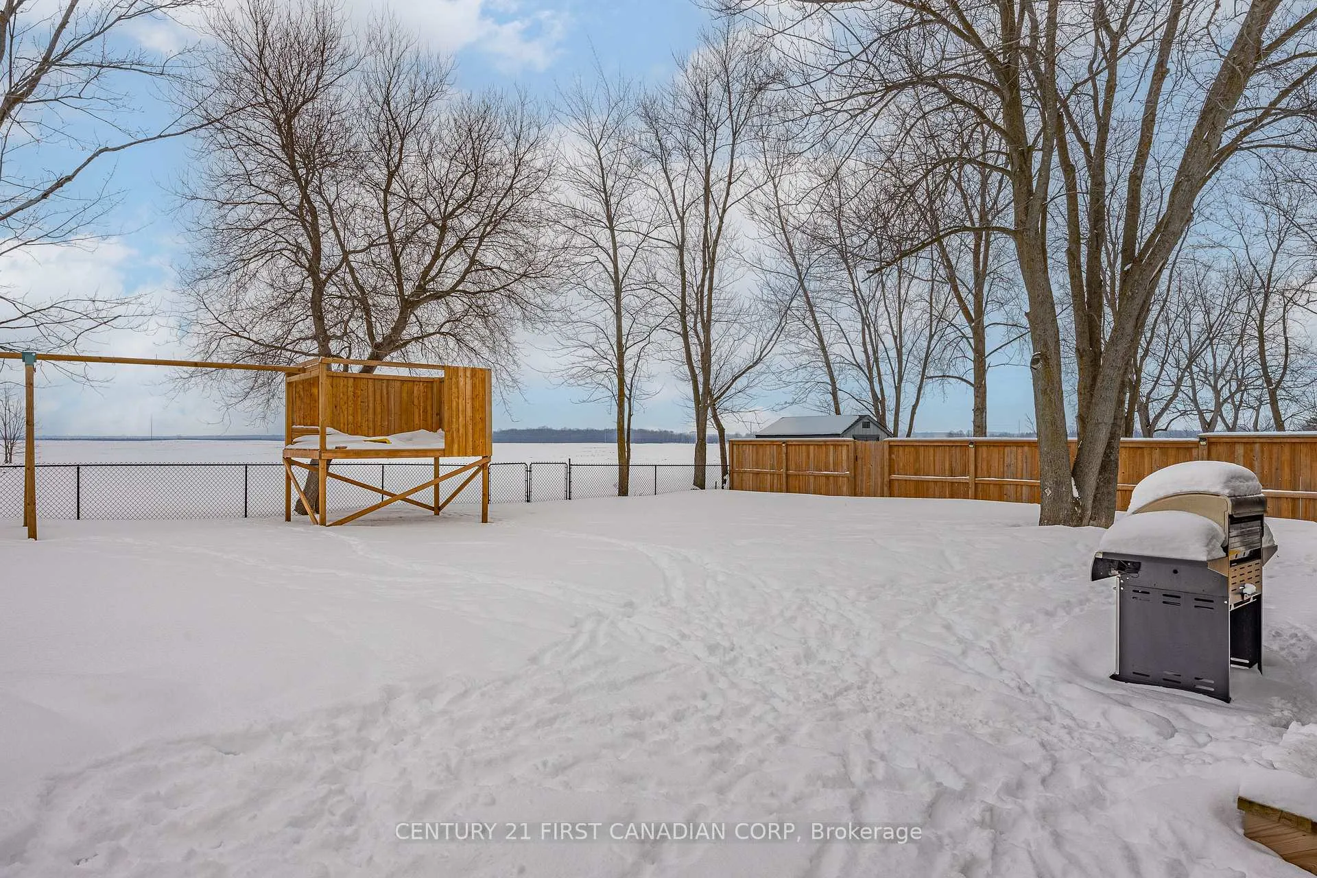 Photo 37 of 21 Middle Street, South Huron, Stephen — HOMEH