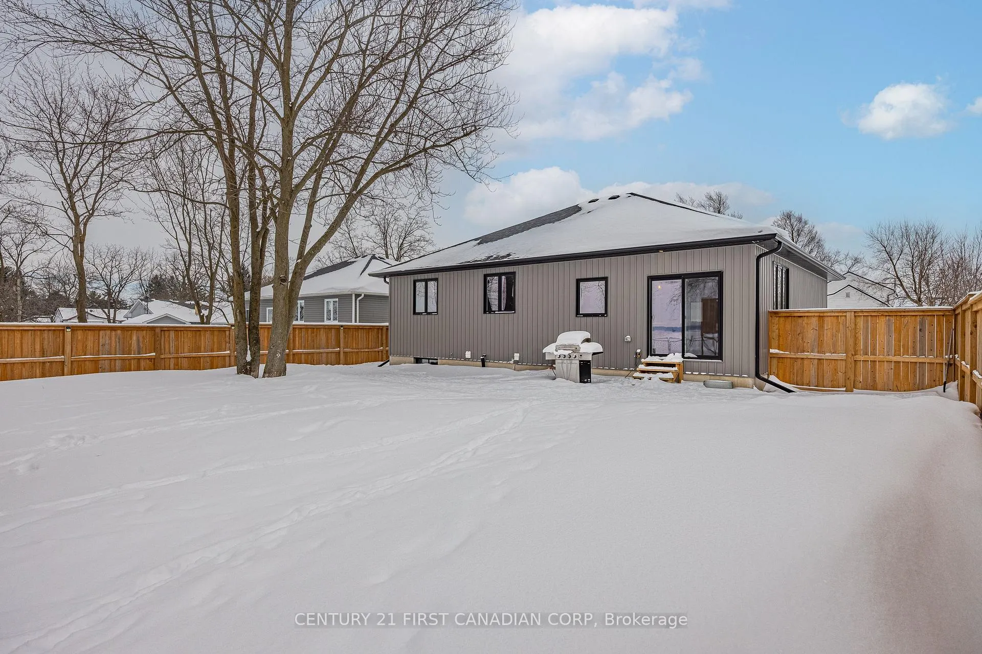 Photo 38 of 21 Middle Street, South Huron, Stephen — HOMEH