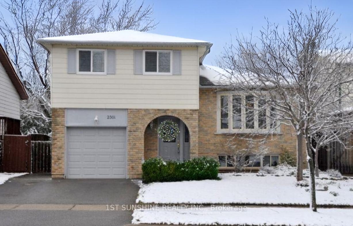 Photo 2 of 2361 Duncaster Drive, Burlington, Brant Hills — HOMEH