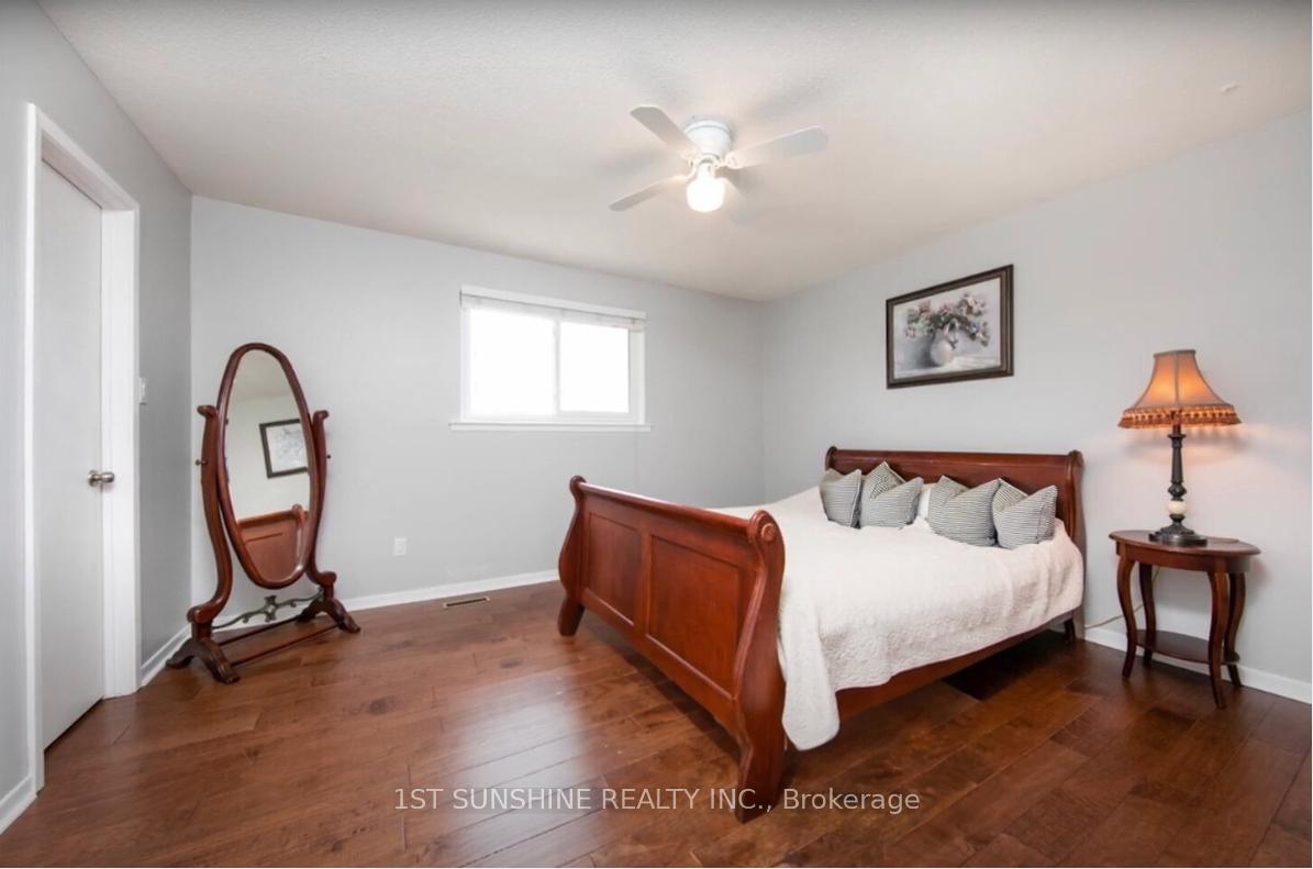 Photo 5 of 2361 Duncaster Drive, Burlington, Brant Hills — HOMEH
