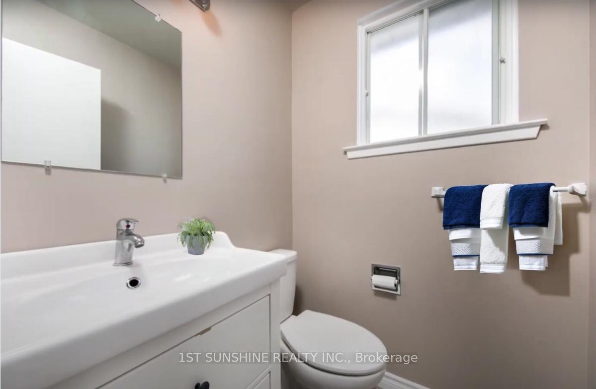 Photo 7 of 2361 Duncaster Drive, Burlington, Brant Hills — HOMEH