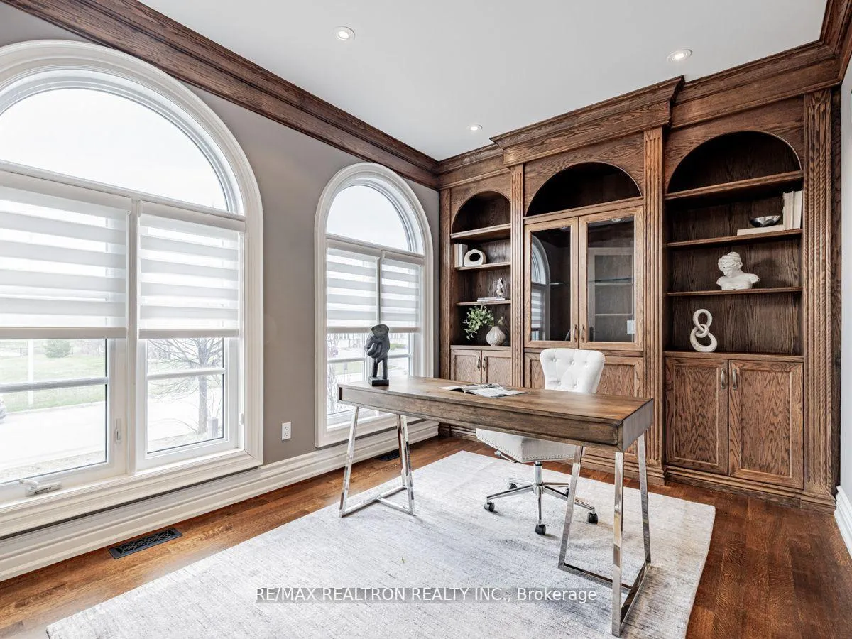 Photo 8 of 73 Pondview Road, Vaughan, Crestwood-Springfarm-Yorkhill — HOMEH