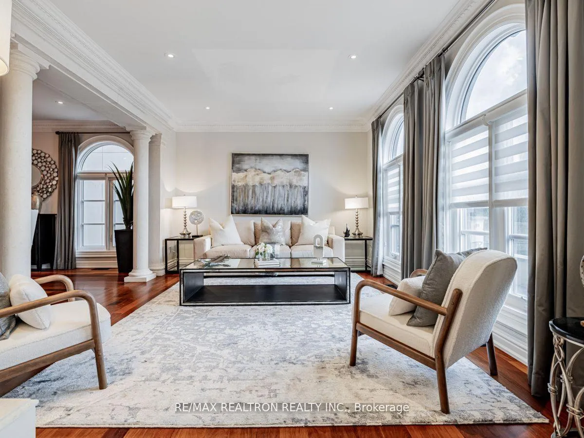 Photo 9 of 73 Pondview Road, Vaughan, Crestwood-Springfarm-Yorkhill — HOMEH
