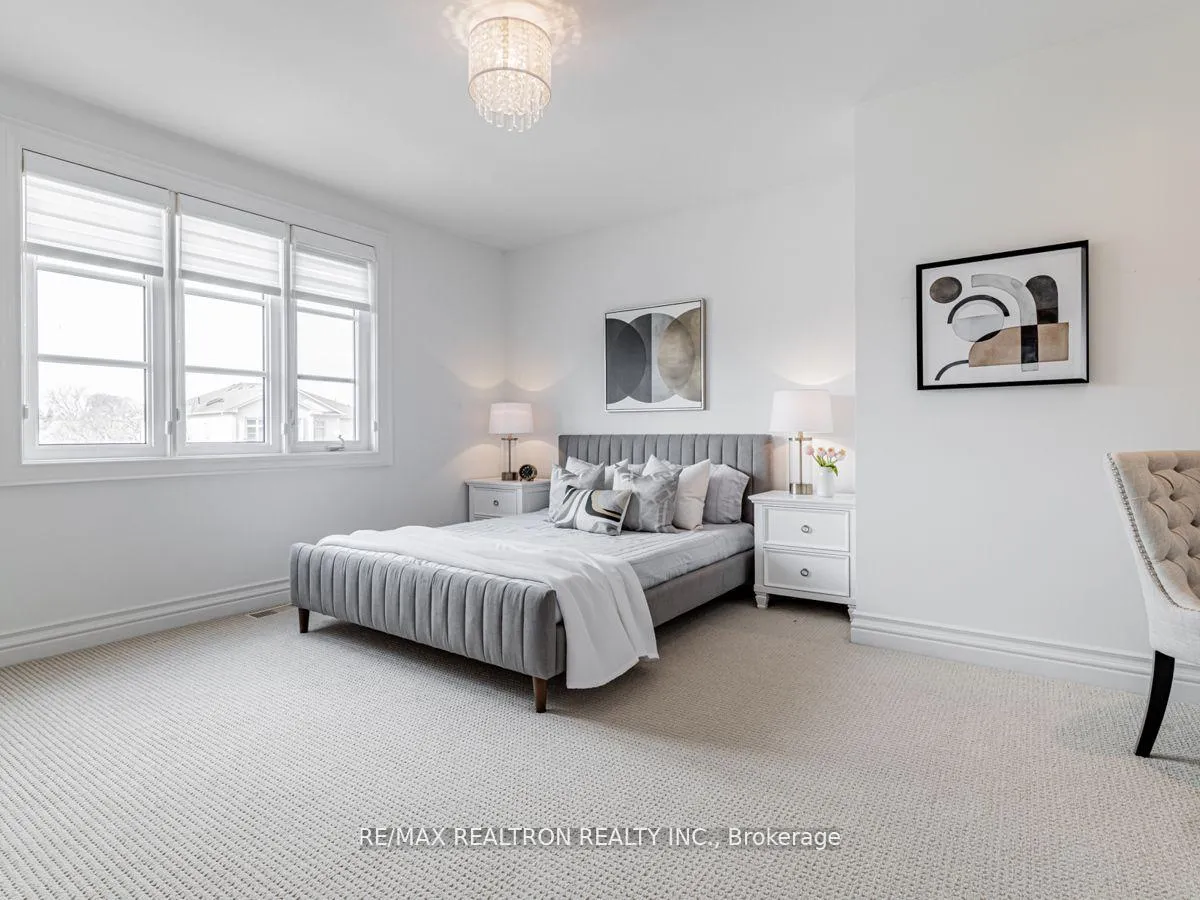 Photo 30 of 73 Pondview Road, Vaughan, Crestwood-Springfarm-Yorkhill — HOMEH