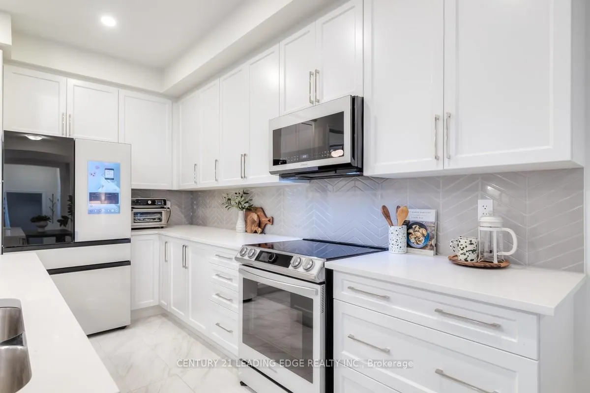 Photo 9 of 16 Clutterbuck Lane, Ajax, Northwest Ajax — HOMEH