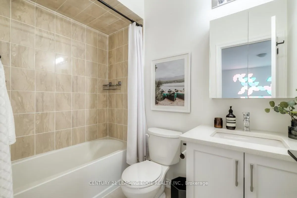Photo 23 of 16 Clutterbuck Lane, Ajax, Northwest Ajax — HOMEH