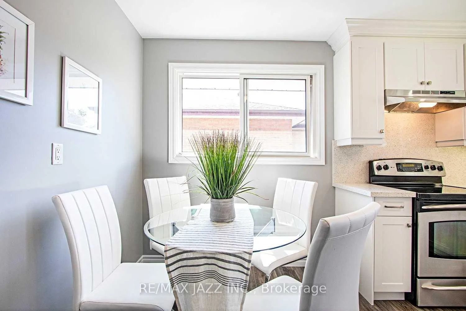 Photo 3 of Unit Main, 325 Poplar Street, Oshawa, Donevan — HOMEH