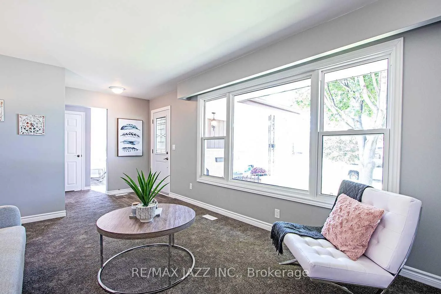 Photo 6 of Unit Main, 325 Poplar Street, Oshawa, Donevan — HOMEH
