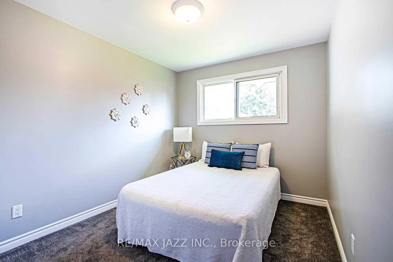 Photo 8 of Unit Main, 325 Poplar Street, Oshawa, Donevan — HOMEH