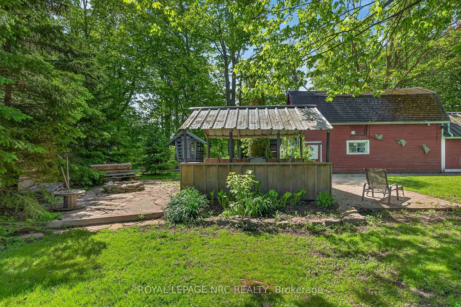 Photo 35 of 41937 Feeder Road E, Wainfleet, Marshville/Winger — HOMEH