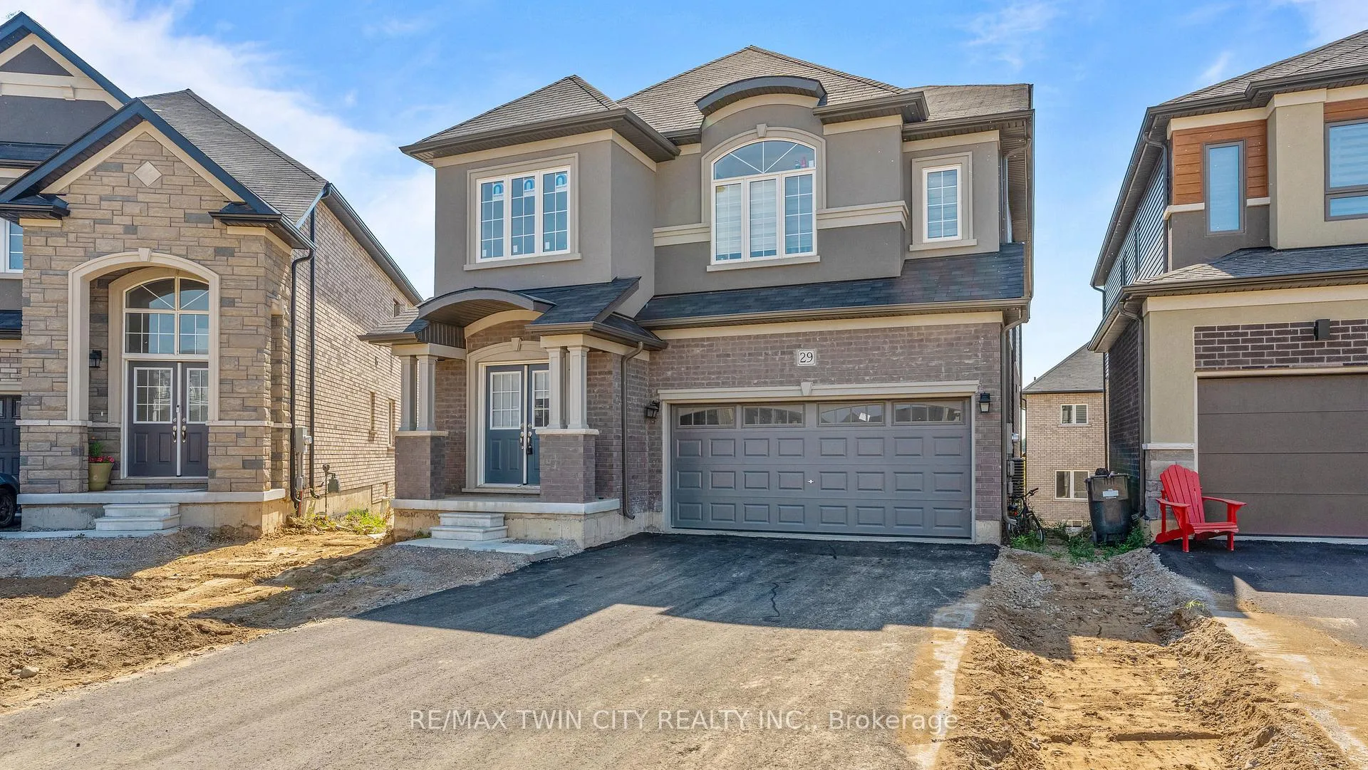 Photo 2 of 29 Stokes Road, Brant, Paris — HOMEH