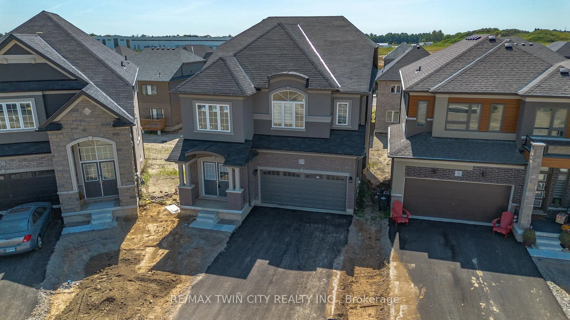 Photo 4 of 29 Stokes Road, Brant, Paris — HOMEH