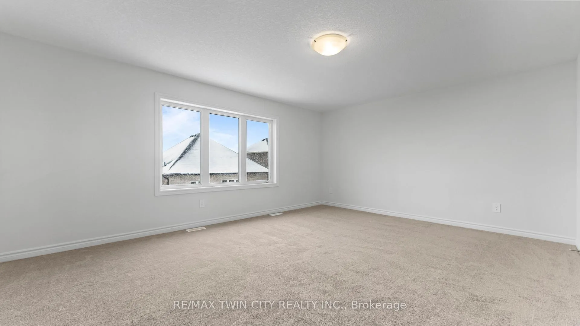 Photo 16 of 29 Stokes Road, Brant, Paris — HOMEH