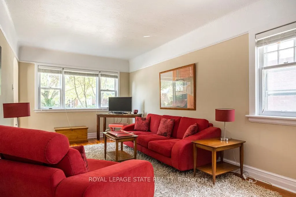 Photo 6 of 34 Norwood Road, Hamilton, Westdale — HOMEH