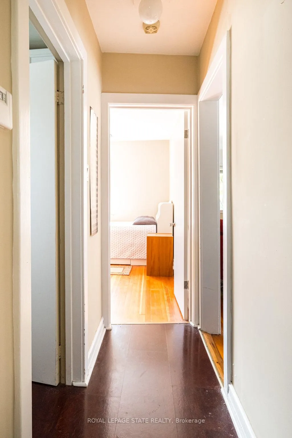 Photo 12 of 34 Norwood Road, Hamilton, Westdale — HOMEH