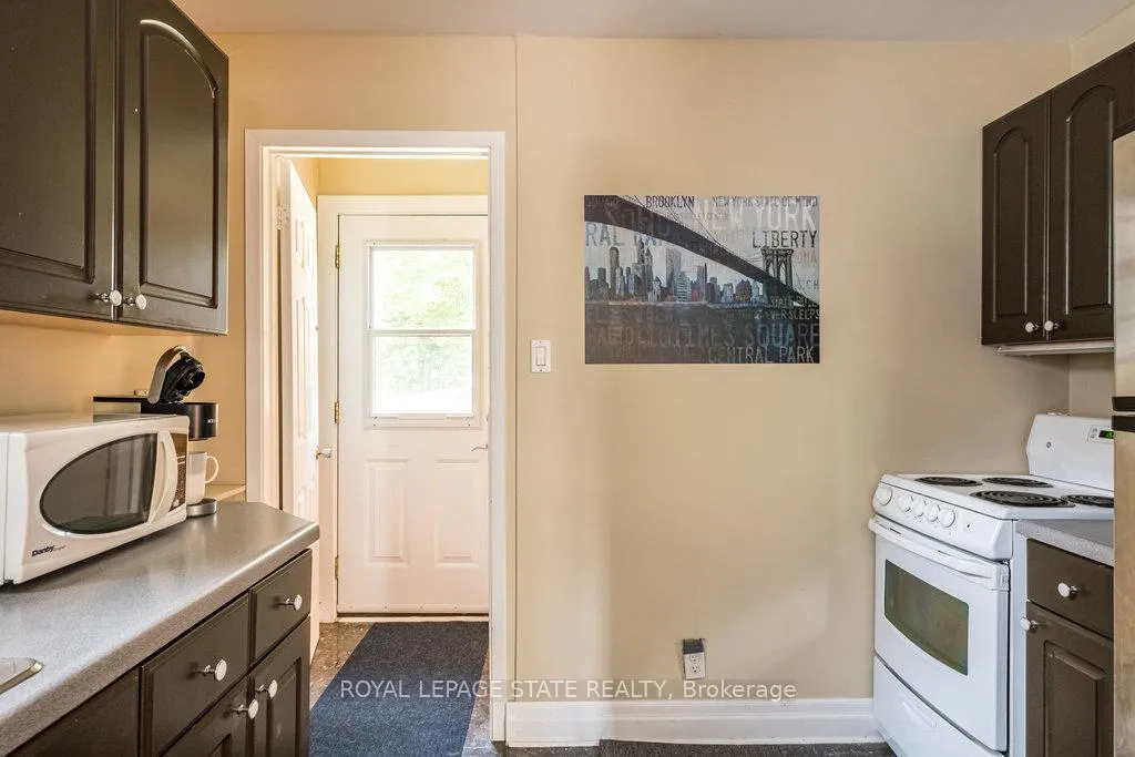 Photo 18 of 34 Norwood Road, Hamilton, Westdale — HOMEH