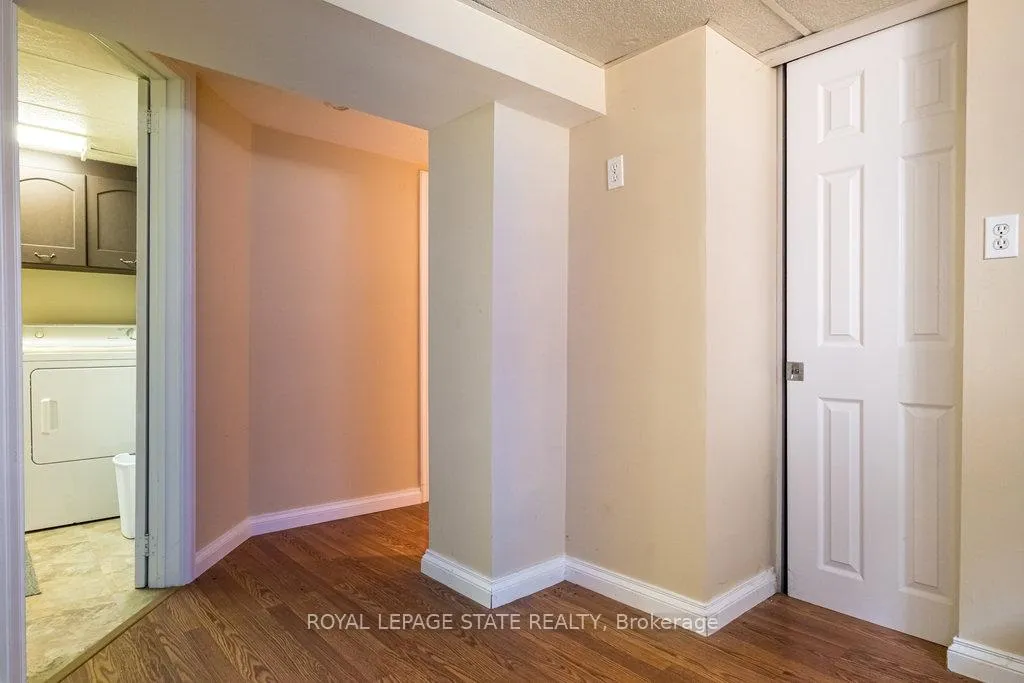 Photo 21 of 34 Norwood Road, Hamilton, Westdale — HOMEH