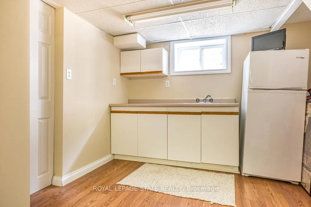 Photo 23 of 34 Norwood Road, Hamilton, Westdale — HOMEH
