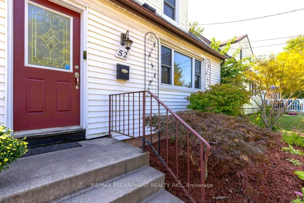 Photo 3 of 52 Martha Street, Hamilton, McQuesten — HOMEH