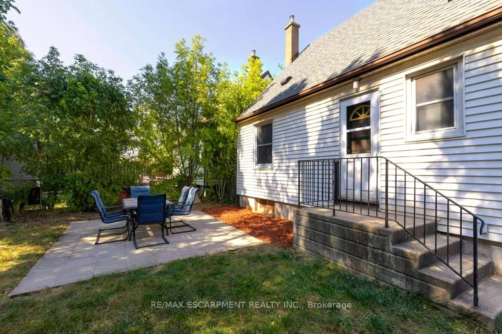 Photo 21 of 52 Martha Street, Hamilton, McQuesten — HOMEH