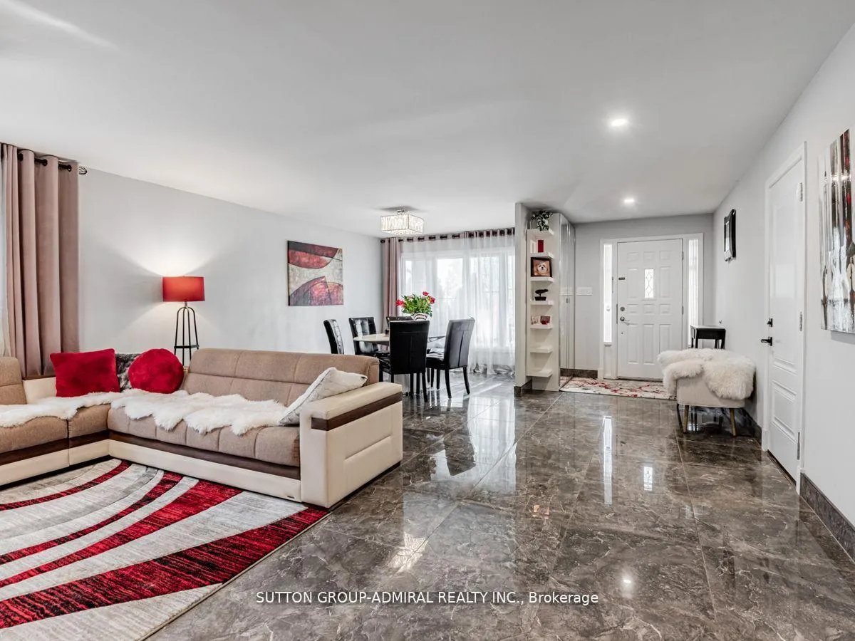 Photo 9 of 6 Cherry Hills Road, Vaughan, Glen Shields — HOMEH