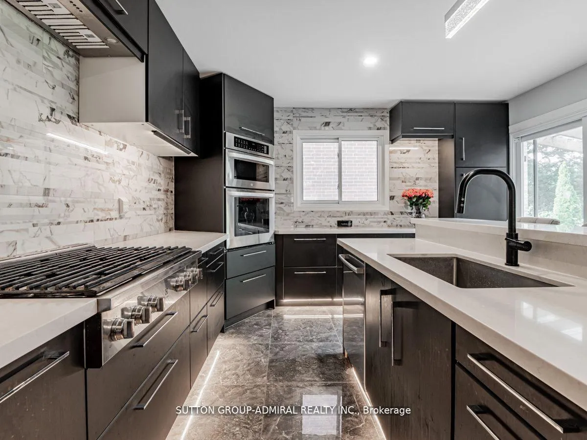 Photo 15 of 6 Cherry Hills Road, Vaughan, Glen Shields — HOMEH