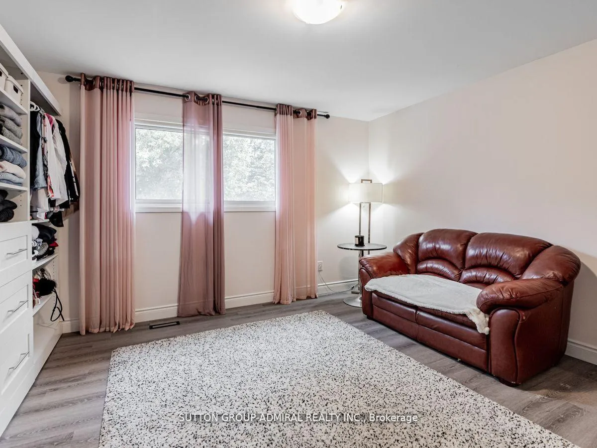 Photo 22 of 6 Cherry Hills Road, Vaughan, Glen Shields — HOMEH