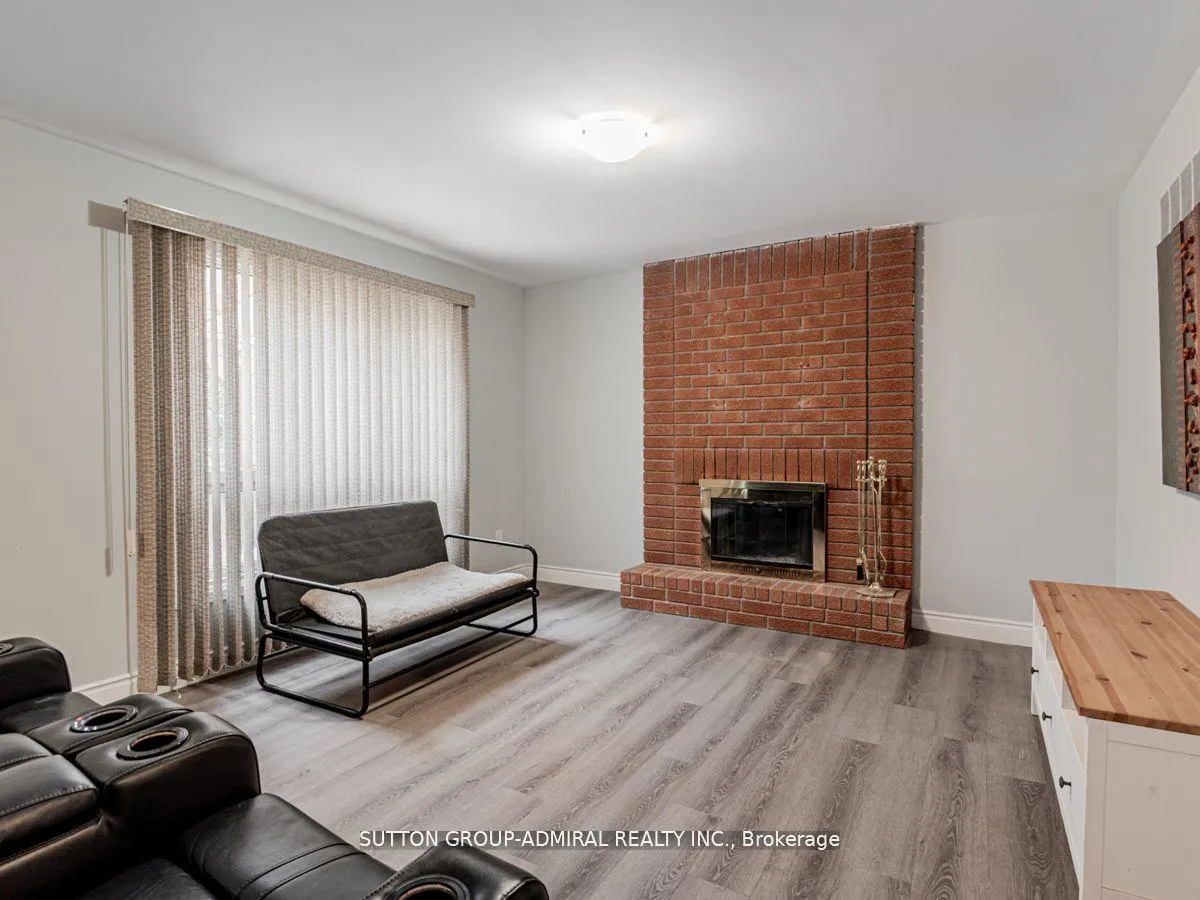 Photo 24 of 6 Cherry Hills Road, Vaughan, Glen Shields — HOMEH