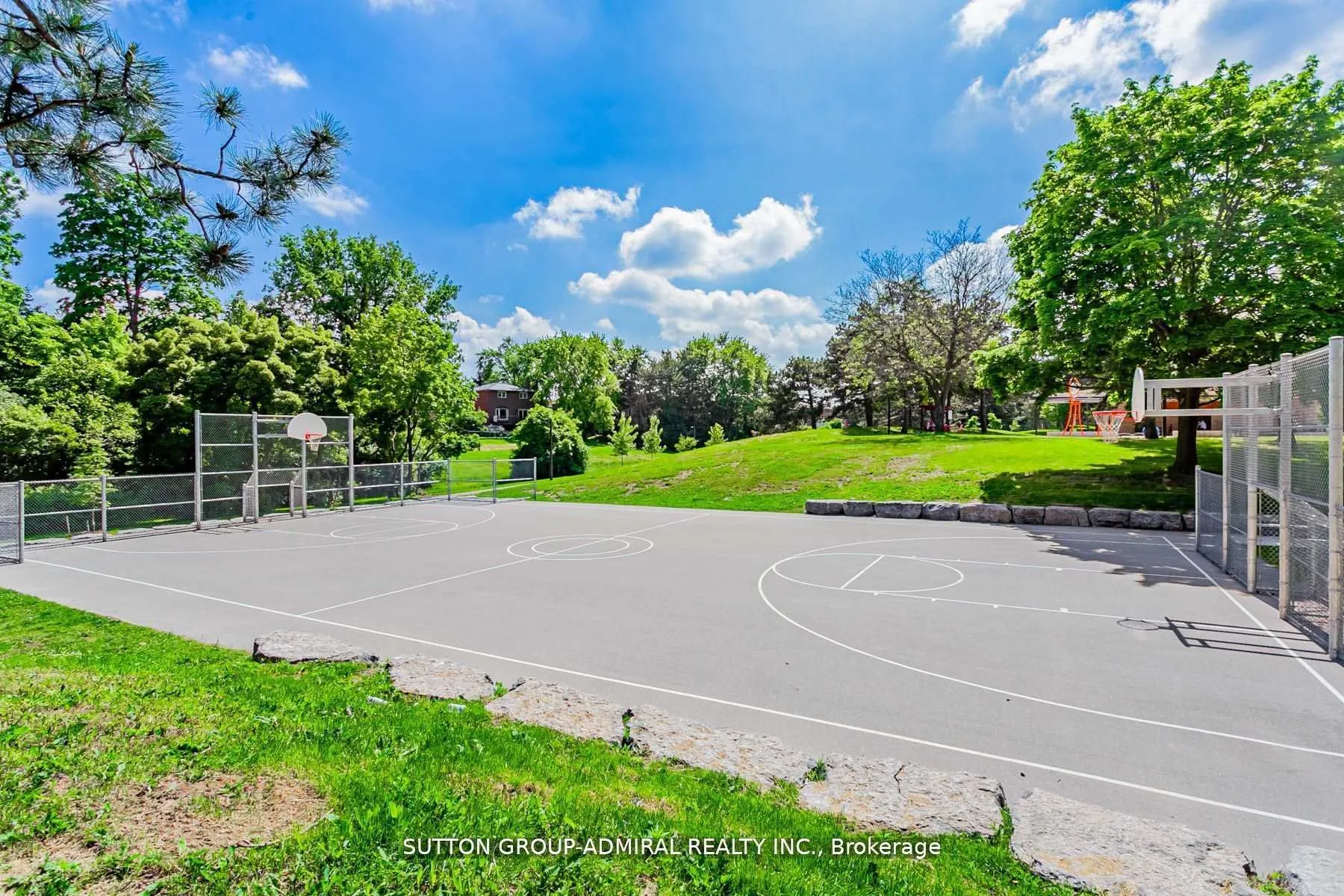 Photo 39 of 6 Cherry Hills Road, Vaughan, Glen Shields — HOMEH