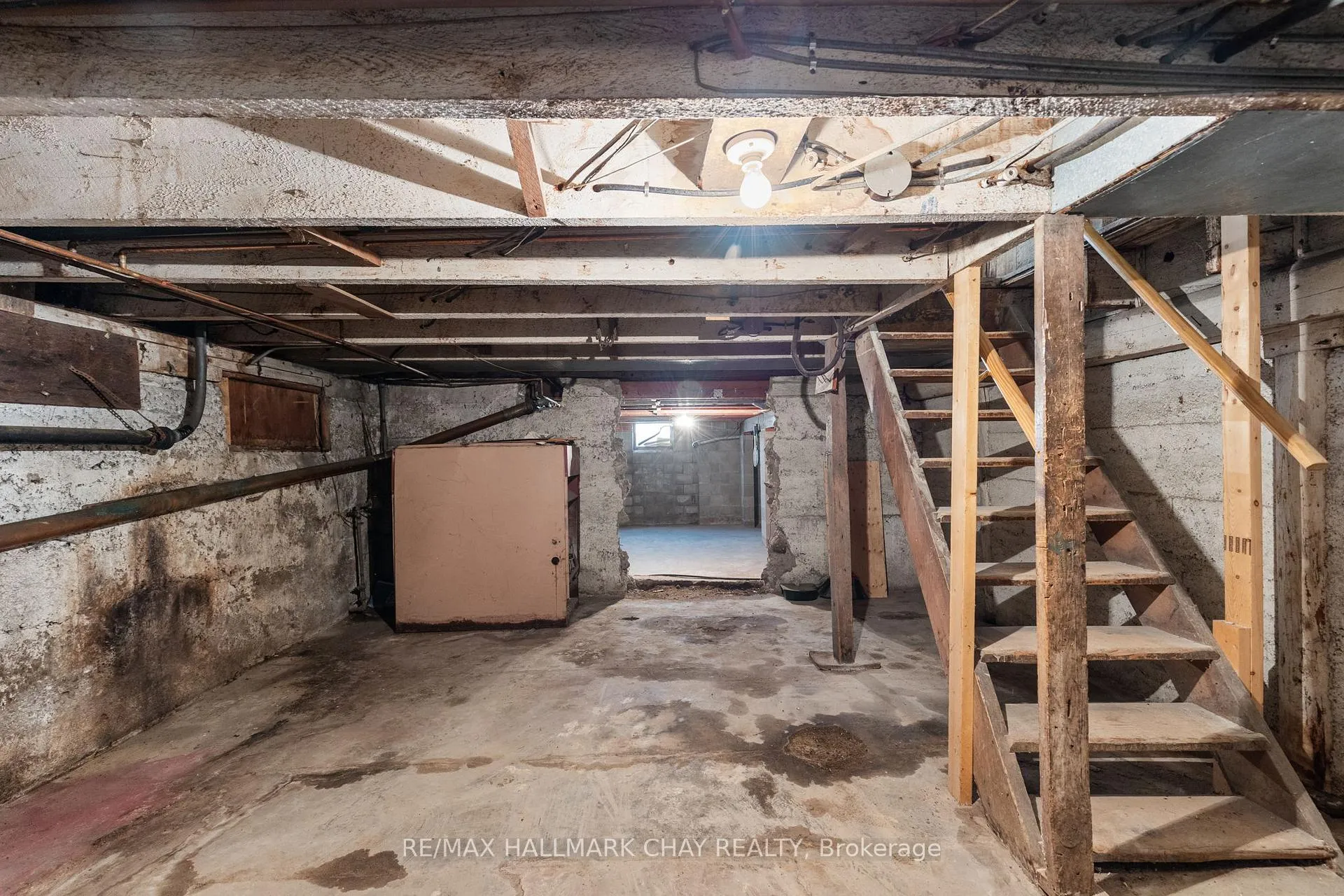 Photo 17 of 138 Peel Street, Barrie, Wellington — HOMEH