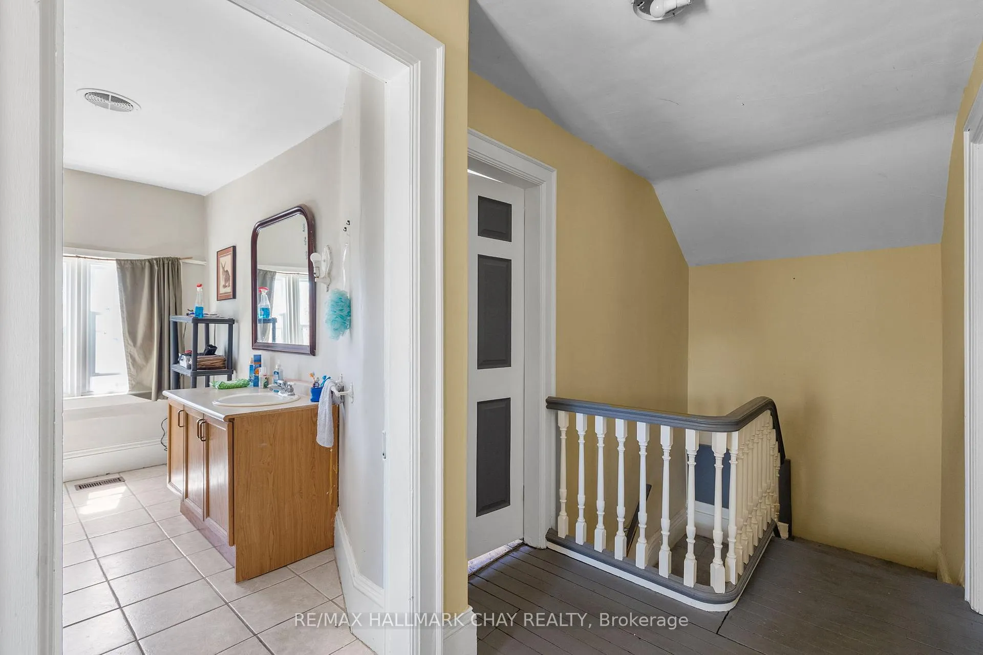 Photo 24 of 138 Peel Street, Barrie, Wellington — HOMEH