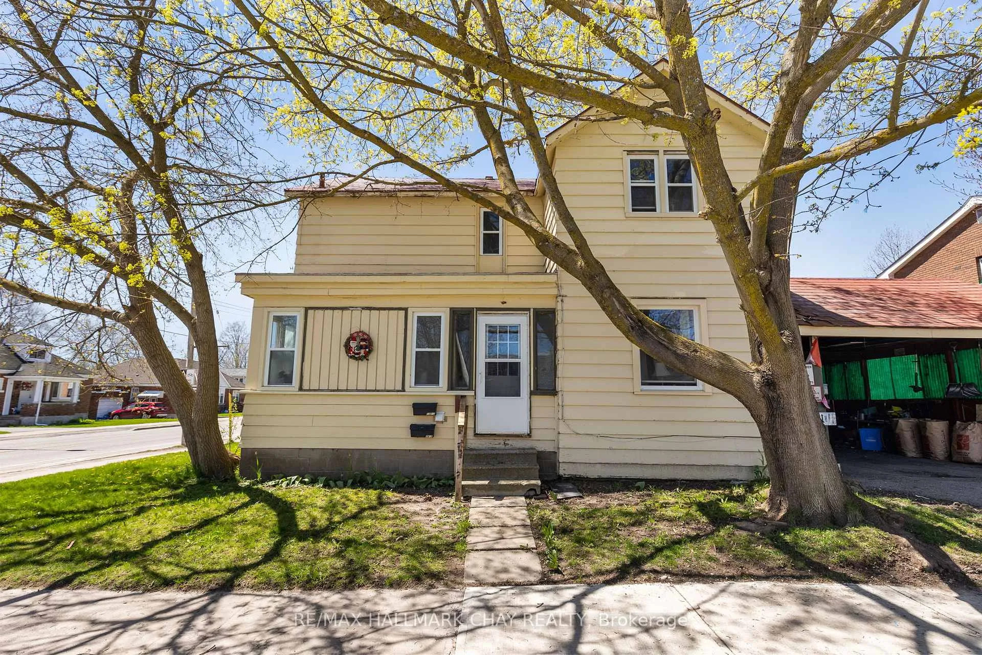 Photo 40 of 138 Peel Street, Barrie, Wellington — HOMEH