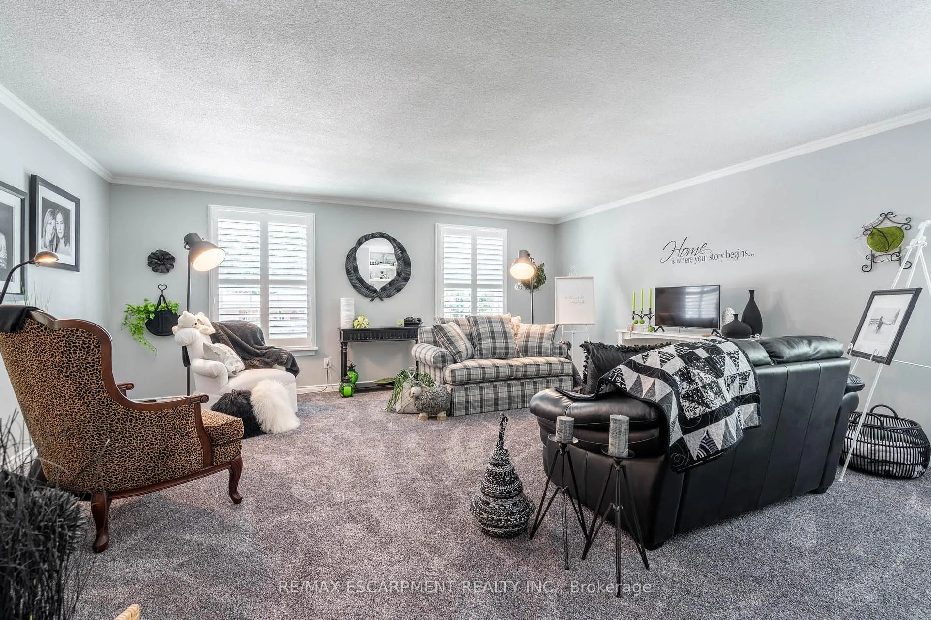 Photo 16 of 63 Forestgate Drive, Hamilton, Fessenden — HOMEH