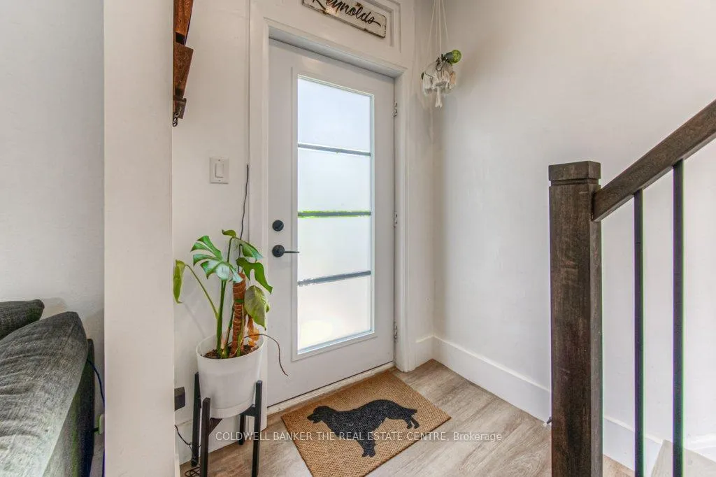 Photo 3 of 344 Emerald Street N, Hamilton, Landsdale — HOMEH