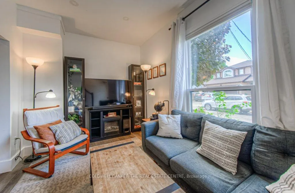 Photo 6 of 344 Emerald Street N, Hamilton, Landsdale — HOMEH