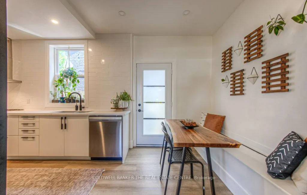 Photo 11 of 344 Emerald Street N, Hamilton, Landsdale — HOMEH