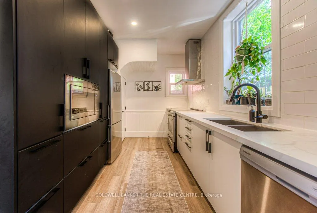 Photo 14 of 344 Emerald Street N, Hamilton, Landsdale — HOMEH