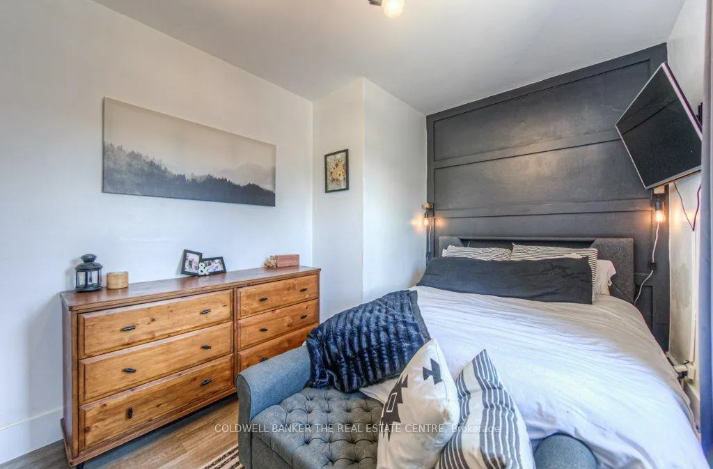 Photo 26 of 344 Emerald Street N, Hamilton, Landsdale — HOMEH