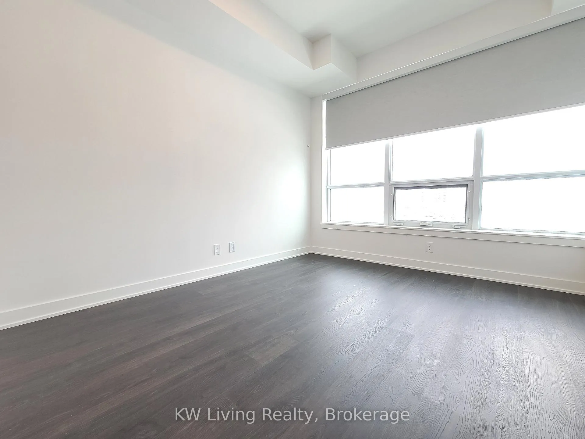 Photo 10 of Unit 530, 50 Upper Mall Way, Vaughan, Brownridge — HOMEH