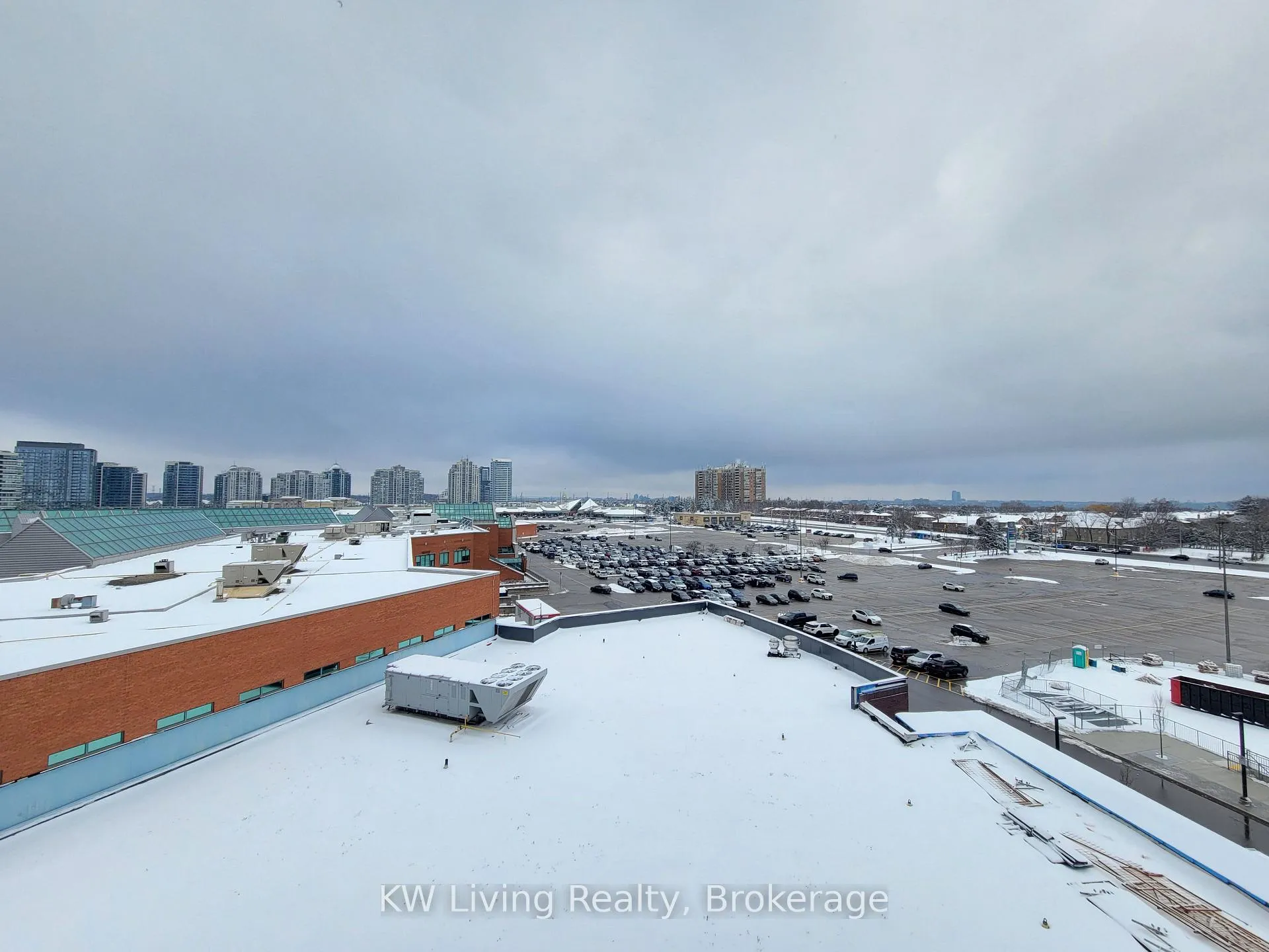 Photo 15 of Unit 530, 50 Upper Mall Way, Vaughan, Brownridge — HOMEH