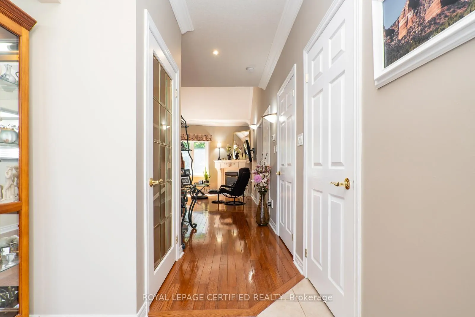 Photo 3 of 12 Nailsworth Crescent, Caledon, Caledon East — HOMEH