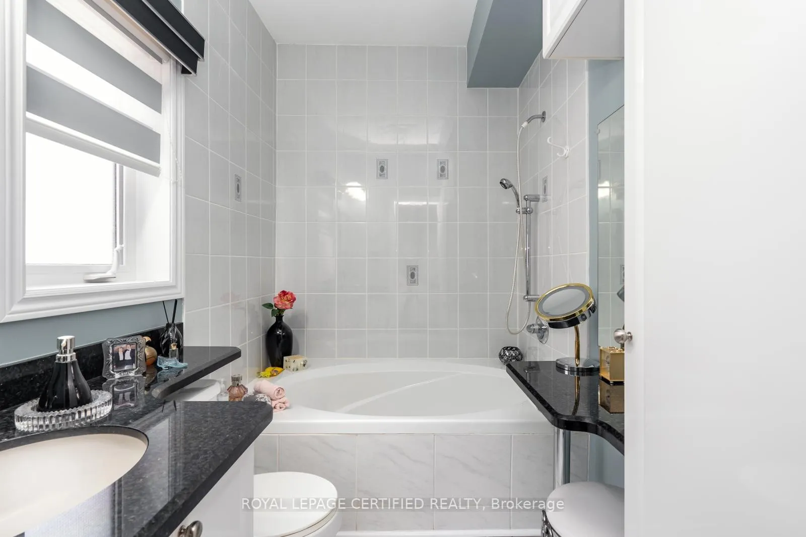 Photo 17 of 12 Nailsworth Crescent, Caledon, Caledon East — HOMEH