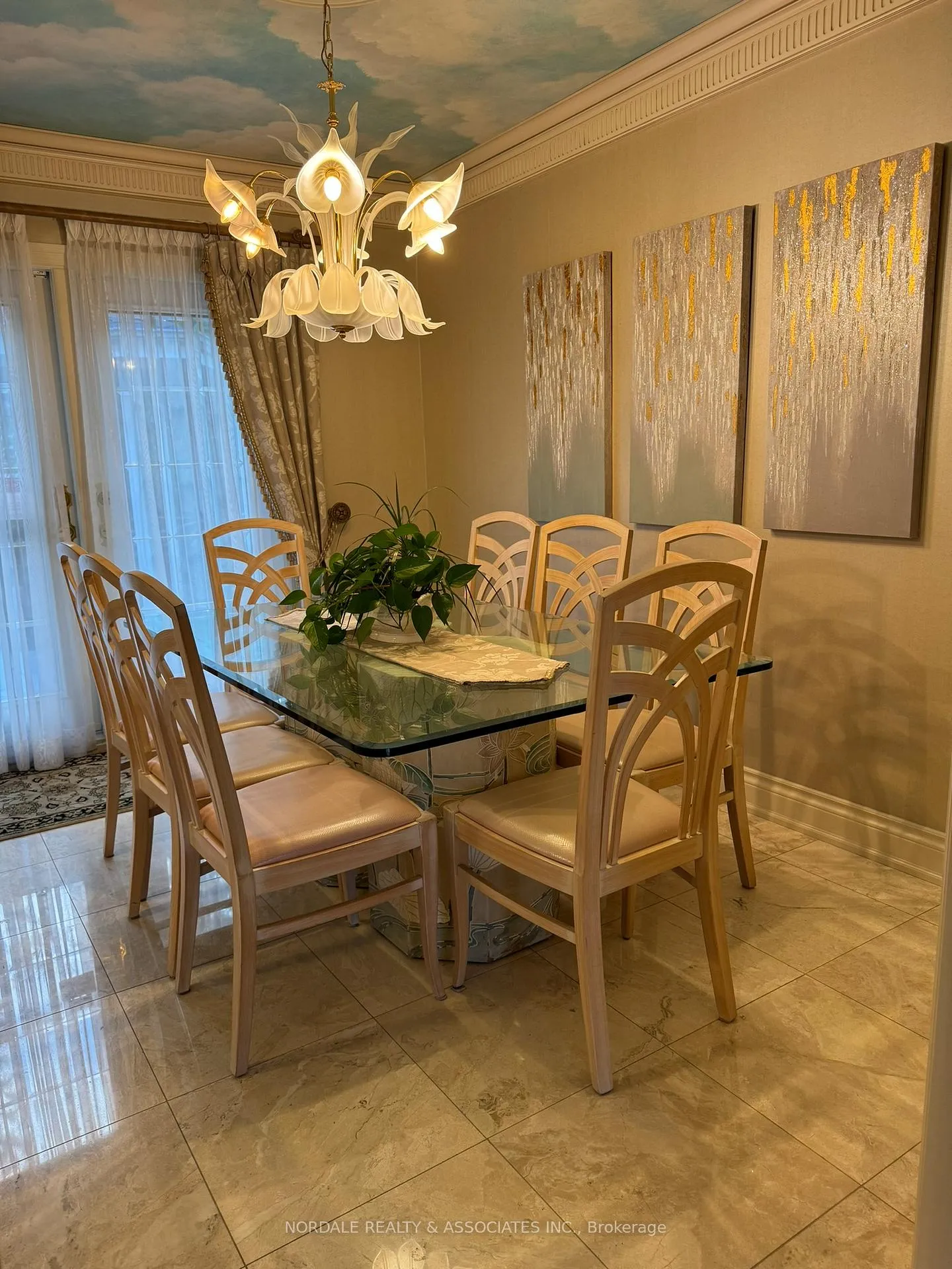 Photo 7 of 29 Whiffletree Court, Vaughan, East Woodbridge — HOMEH